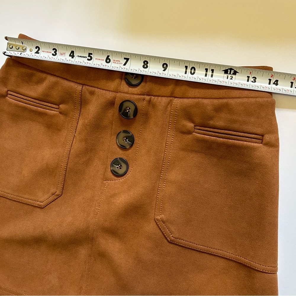 Blashe Faux Suede Mini Skirt Size Medium - Picture 8 of 9